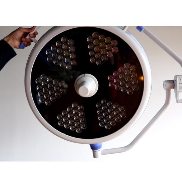  700 LED Shadowless Operating Lamp